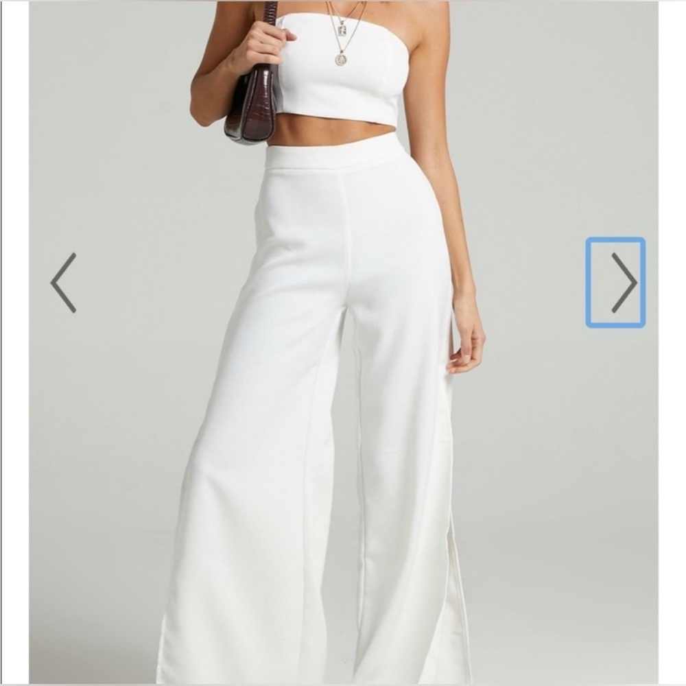 IM THE ONE TWO PIECE SET IN WHITE